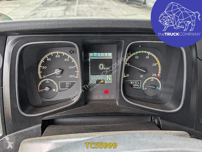 Cabeza tractora Mercedes 1842