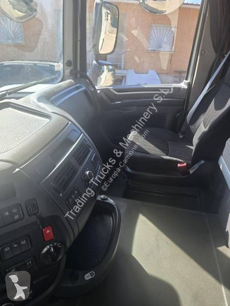 Cabeza tractora DAF 530