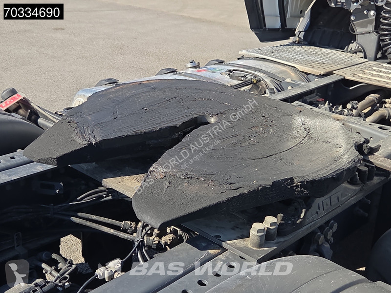 جرار Scania 460 4X2 etarder 2x Tanks ACC Navi