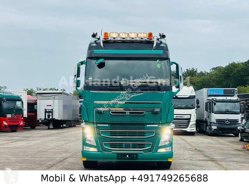 Ťahač Volvo Globe BL...