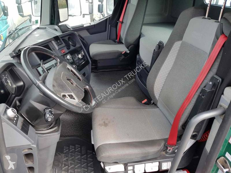 جرار Renault 520.26 DTI 13