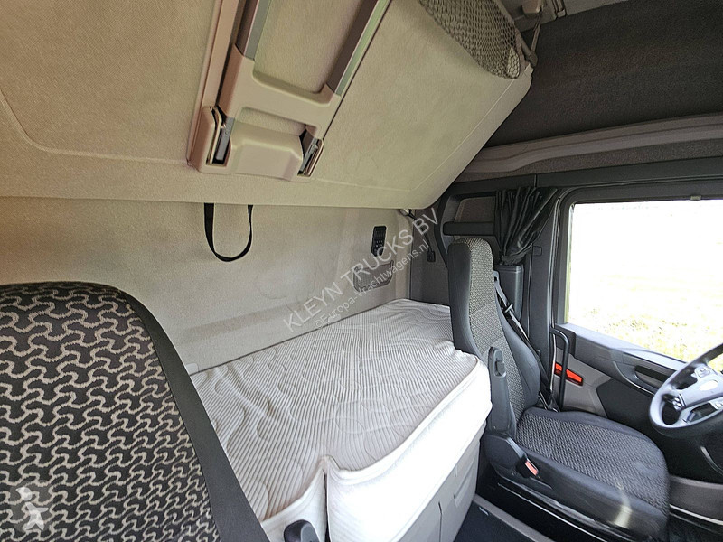 جرار Scania 500