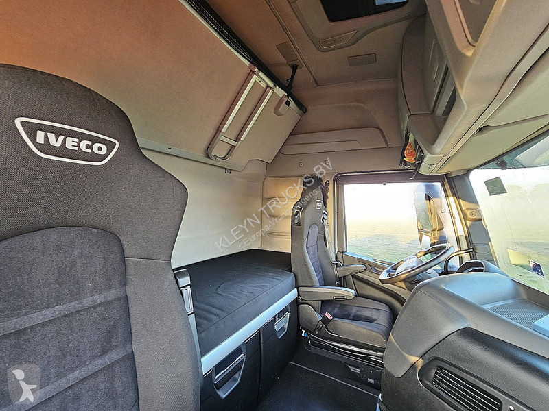 Iveco AS440S48 6x2 tractor unit