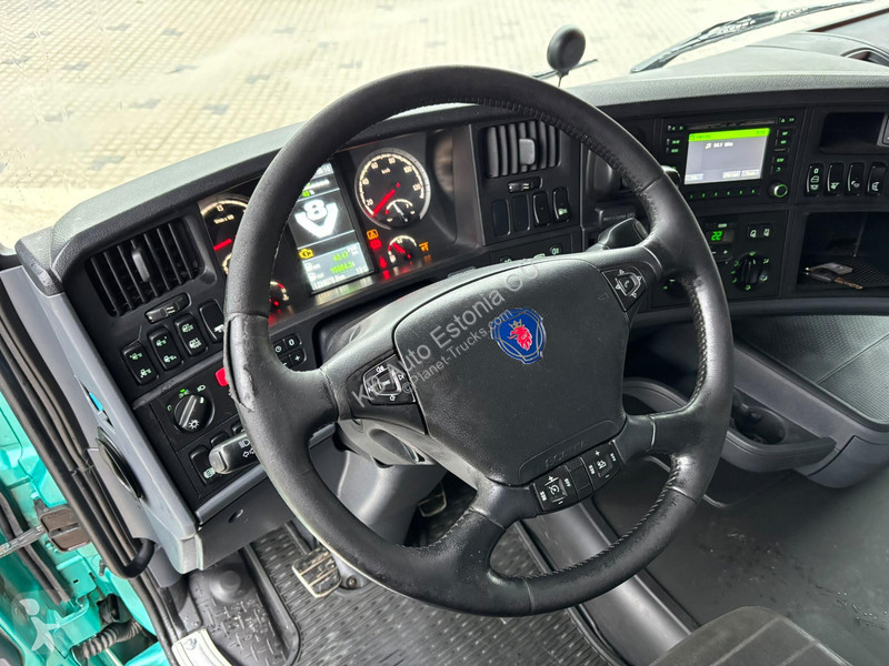 Scania R 520 6x2 RETARDER / DOUBE BOGIE tractor...