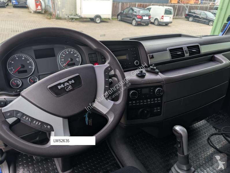 MAN TGX 26.440 (6) tractor unit