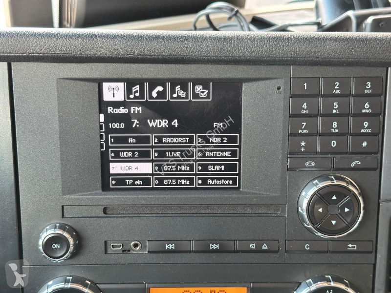Tahač Mercedes 1846 LS 4x2 BL...