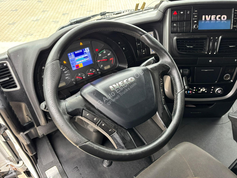 Iveco 480 4x2 ADR tractor unit