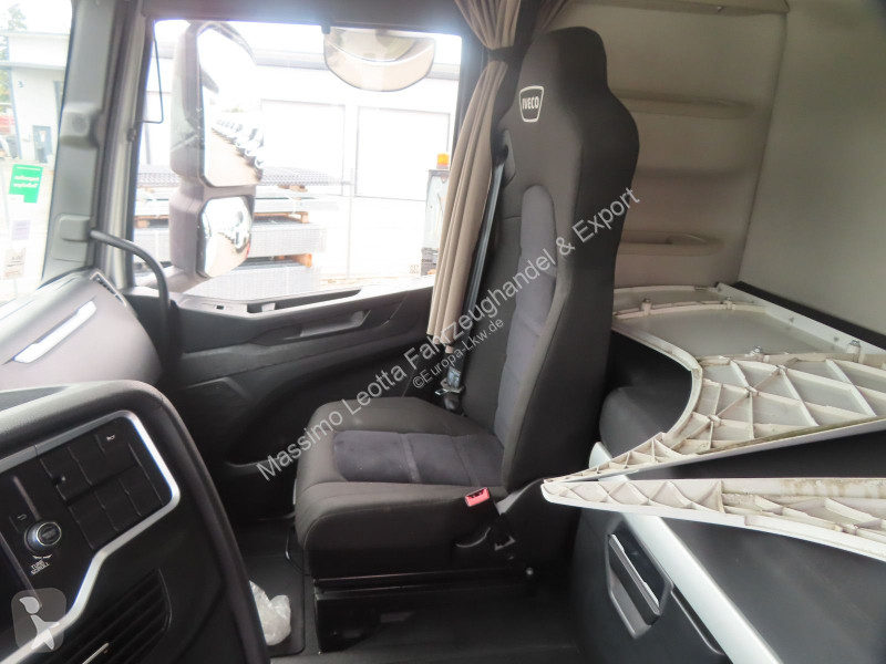 Traktor Iveco S-Way 490 Intarder FZ.31