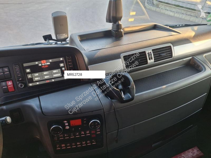 MAN TGX 18.440 tractor unit