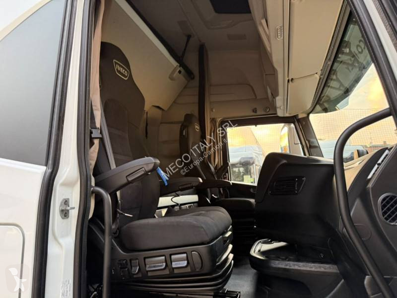 Iveco 530 tractor unit