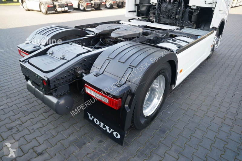 Tahač Volvo  16 650