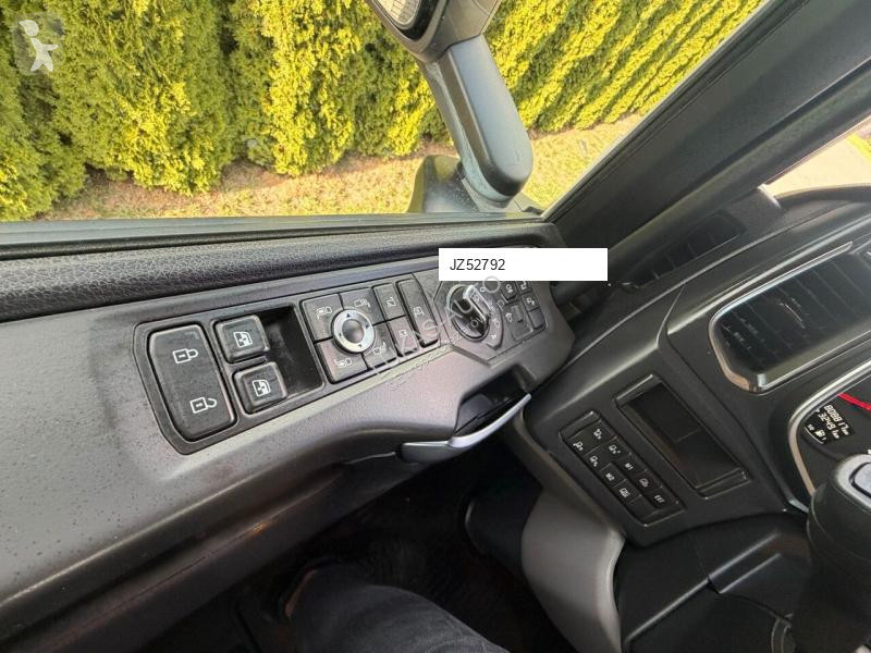 Scania R 500 tractor unit