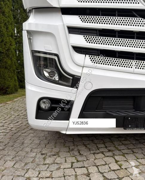 Mercedes 1848 tractor unit