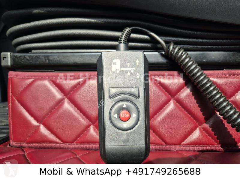 Mercedes 1843 BigSpace BL...