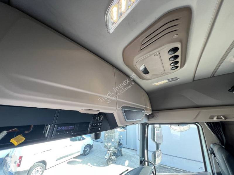 DAF 480 tractor unit