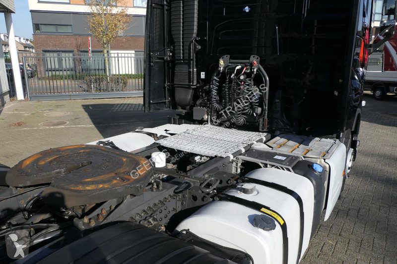 Traktor Volvo 500 | I-PARK-COOL | 2 Tanks |...