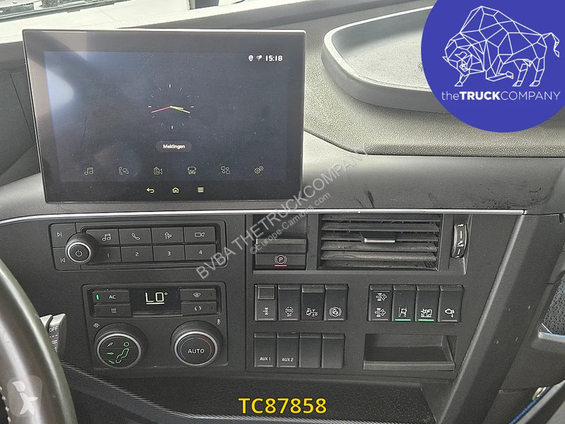 Traktor Volvo 500
