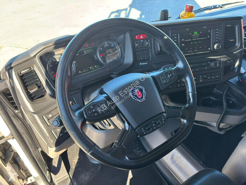 Scania R 540 6x2 RETARDER / DOUBE BOGIE tractor...