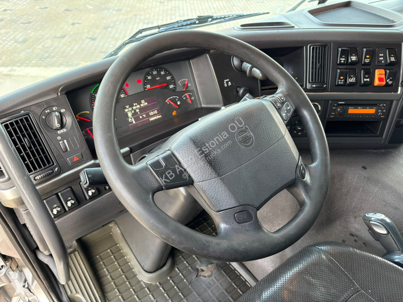 Tahač Volvo 500 6x2 GLOBE XL / ADR / RETARDER /...