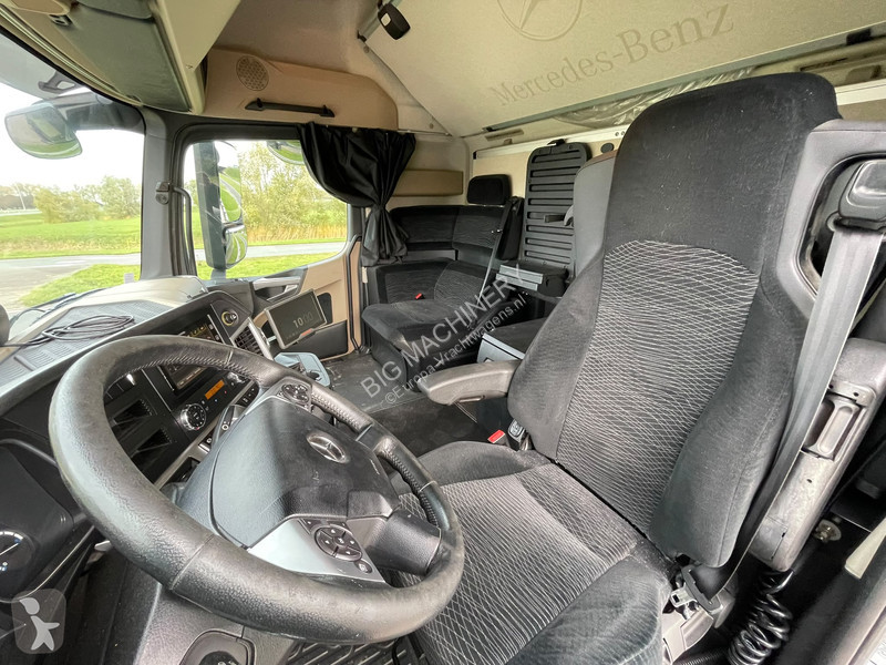 Trekker  ACTROS 1853 LS 4X2