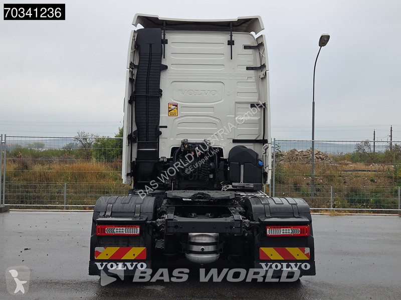 Volvo FH 460 4X2 XL Mega I-ParkCool 2x Tanks...