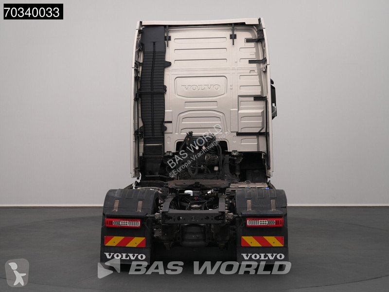 Traktor Volvo FH 460 4X2 XL APK 01-2028 2x...