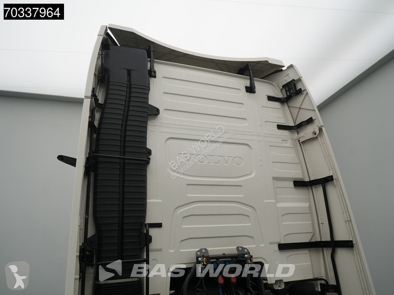 Trekker Volvo Aero 500 4X2 Aero XL 2x Tanks ACC