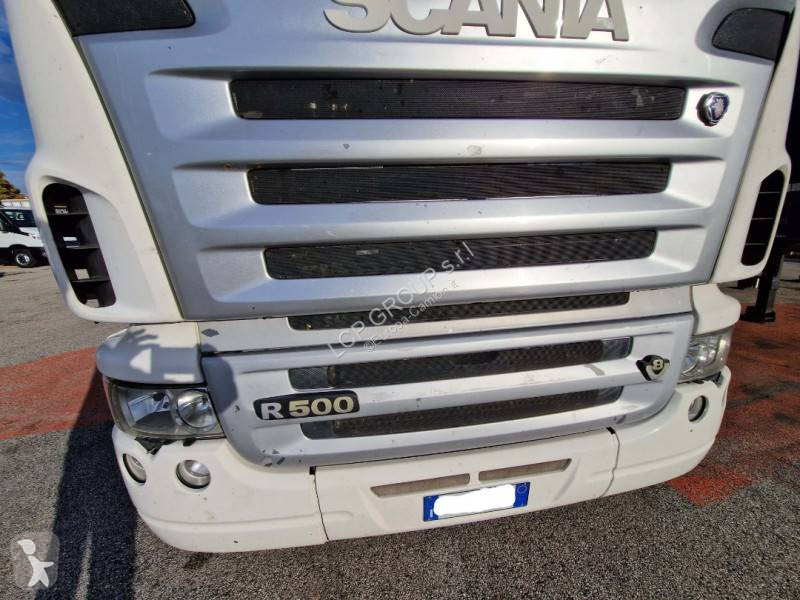 Nyergesvontató Scania 500