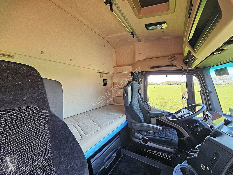 Nyergesvontató Mercedes ACTROS 1845