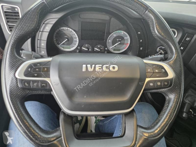 Traktor Iveco 570