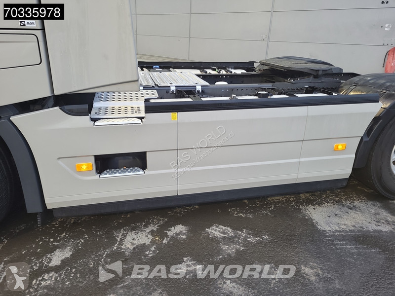 Cabeza tractora Volvo 500  4X2 XL Retarder 2x...