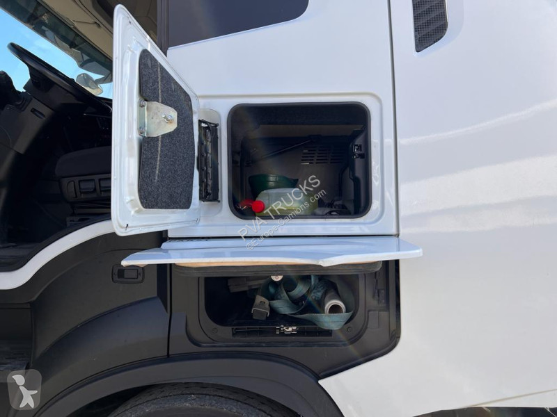 Tracteur Iveco 460