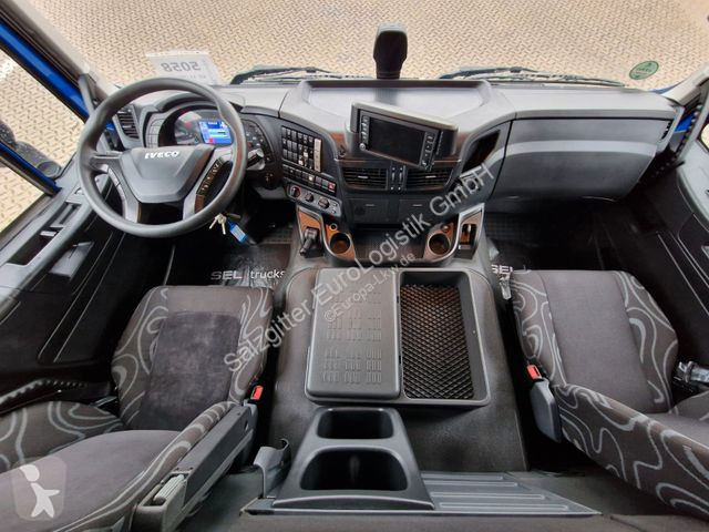 Traktor Iveco 400 / ZF Intarder / komplett