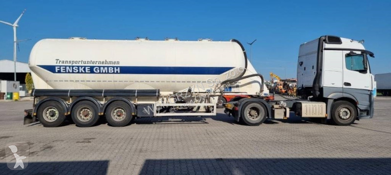 Conjunto rodoviário  Zestaw Mercedes Benz...