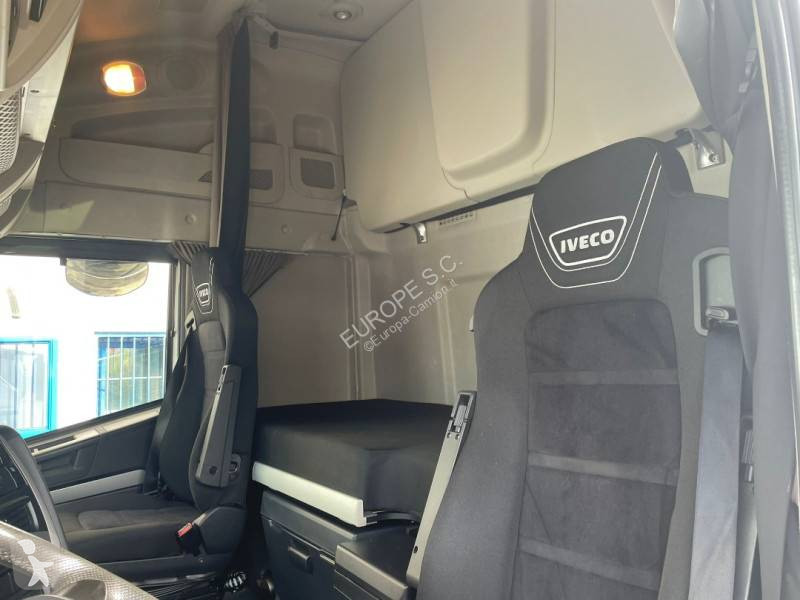 Cabeza tractora Iveco