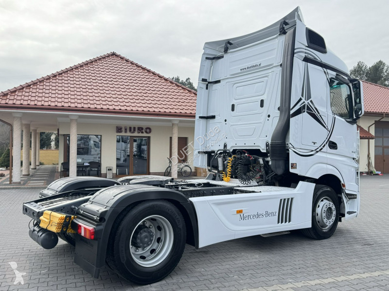 Tractor Mercedes ACTROS 1845 Euro 6 Stream...