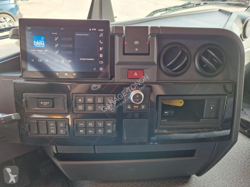 Tracteur Renault 520 C-Series