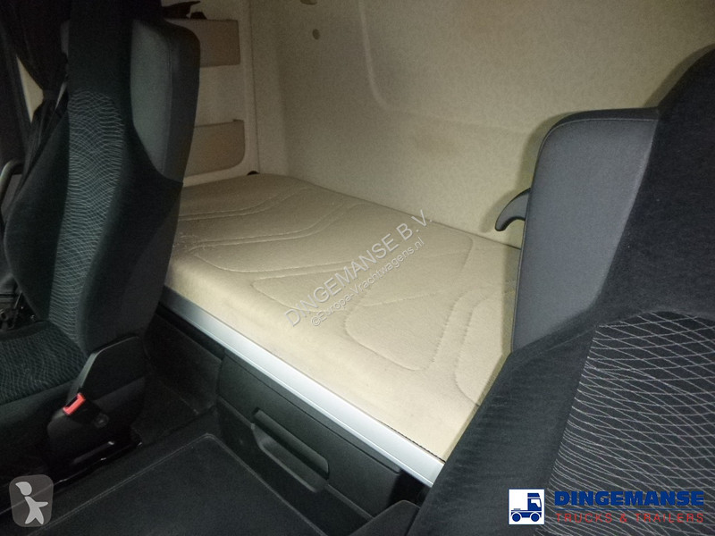 Tahač Mercedes 1843 4x2 Euro 6 + PTO + ADR