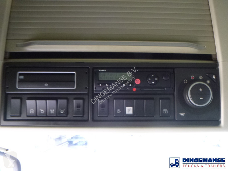 Traktor Volvo 8X4 Euro 6 / 150000 kg