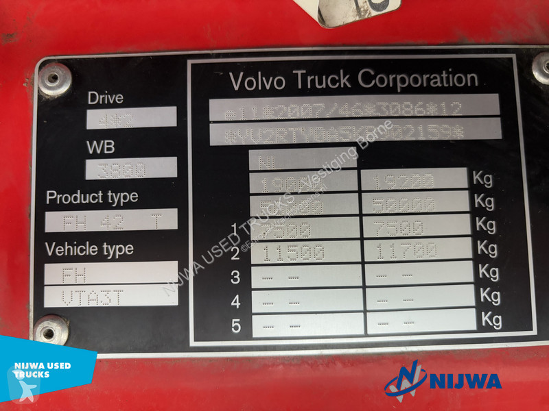Trekker Volvo FH  4x2 PTO + ACC