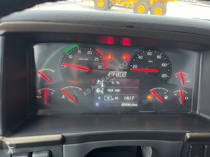 Tahač Volvo 700 6x2 GLOBE XXL ! / ADR /...
