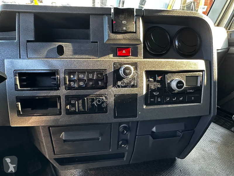 Traktor Renault T460 4X2 Tractor-unit...