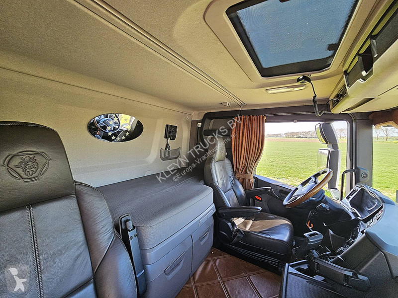 Trekker Scania 6X2*4NB RET. LEATHER