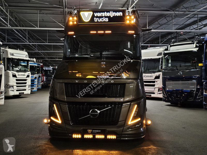 Trekker Volvo VT5 AERO 780 XXL / 6x2 TORPEDO /...