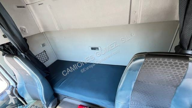 جرار Volvo