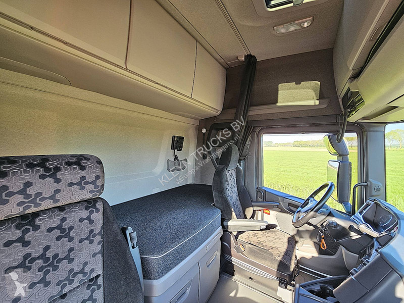 Trekker Scania S450 SKIRTS 2X TANK RETAR