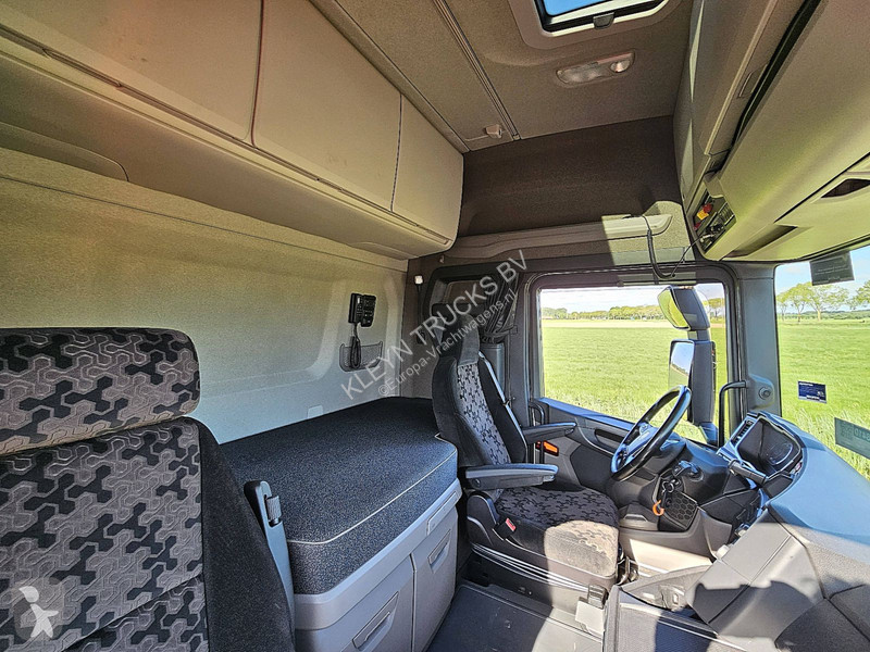 Trekker Scania S450 SKIRTS 2X TANK RETAR
