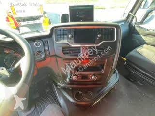 Tracteur Iveco 460