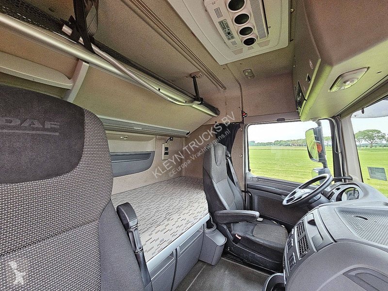 Tahač DAF SPACECAB INTARDER