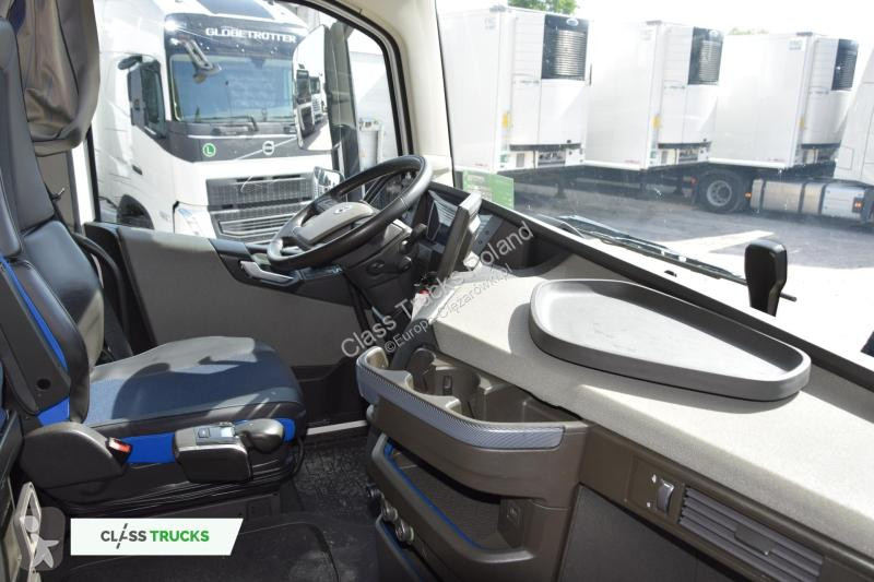 Tahač Volvo 500 Globetrotter XL